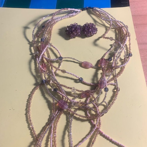 Amethyst necklace and earrings set like new, pink quartz