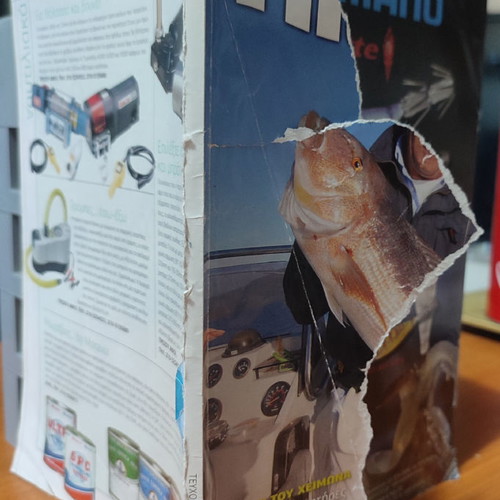 Thalassa magazine used, 4 issues with damages