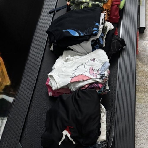 Folding Treadmill like new, 1.60m length, shock-absorbing floor