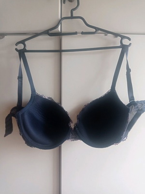 H&M сутиен 80D