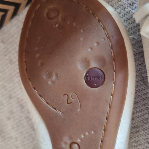 Camper leather ballerinas size 29 like new, white