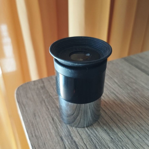 Bresser Skylux 70/700 telescope like new with tripod and accessories