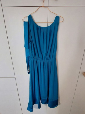 BSB dress size 44 new, blue, summer with belt and crisscross back