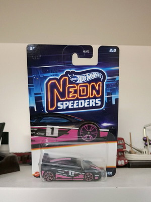 Hotwheels McLaren F1 GTR new