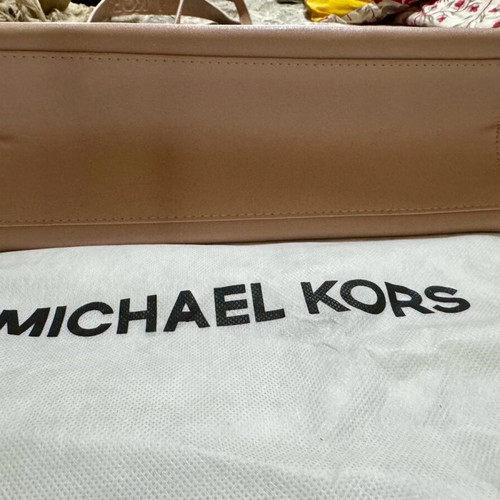 Michael Kors shoulder tote new, nude pink and beige