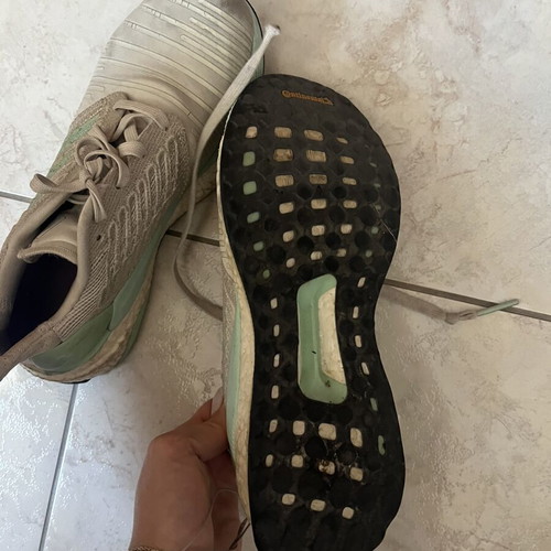Adidas athletic shoes used, white and turquoise, size 37