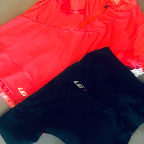 Garneau cycling clothing set like new, women's size S