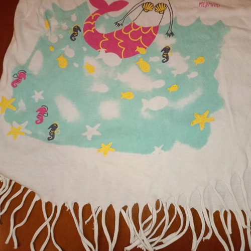 Girls' summer t-shirt with fringes and mermaid print, used, size 4 years
