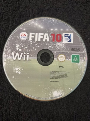 Wii FIFA 10 like new, functional