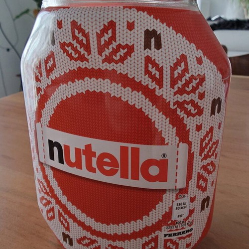 Nutella Christmas edition 2025 jar 1000gr like new