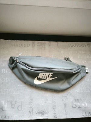 Nike Heritage Τσαντάκι μέσης Καινούργιο, γκρι
