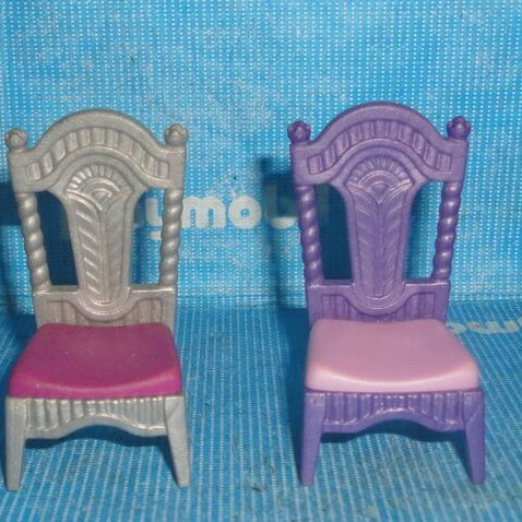 Playmobil set of 4 chairs
