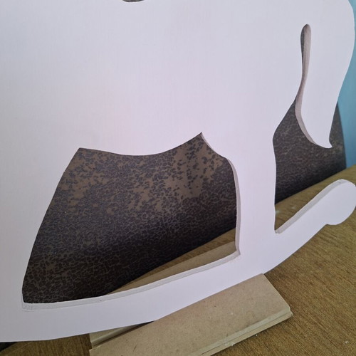 Wooden decorative unicorn like new, monochrome with detachable base 40×50