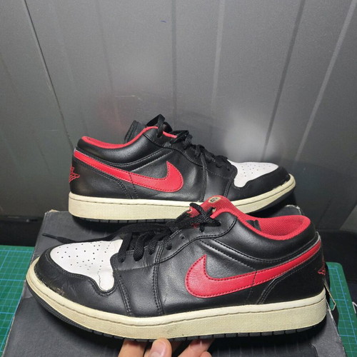 Original Nike Air Jordan 1 Low men's shoes used, size 45, black and red