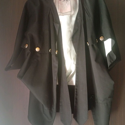 Women's black cape coat like new, size M