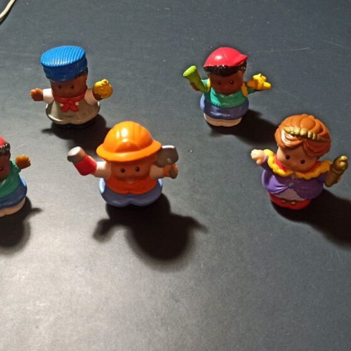 Fisher Price Little People figures vintage, used set
