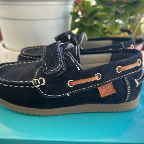 Gioseppo kids moccasins size 27 like new, blue
