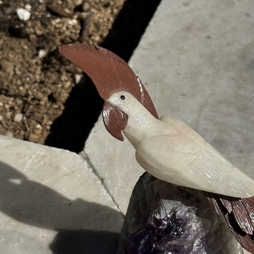 Handmade parrot from quartz on raw amethyst used, 20x15 cm