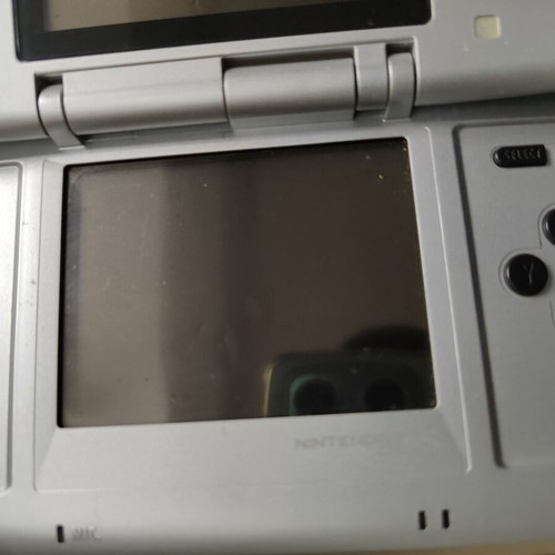 Nintendo DS (2004) used without charger and stylus