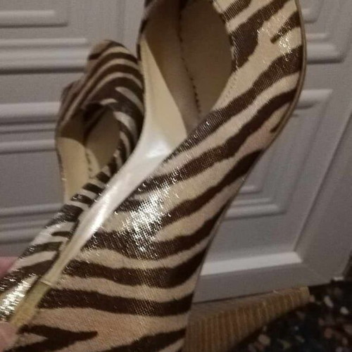 PRICE DROP!!! From €28, now €18. ELITE HEELS!!! Size 40, Design, ZEBRA!!!