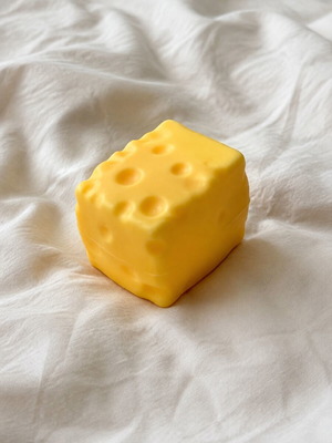 Squishy cheese toy, 1 piece