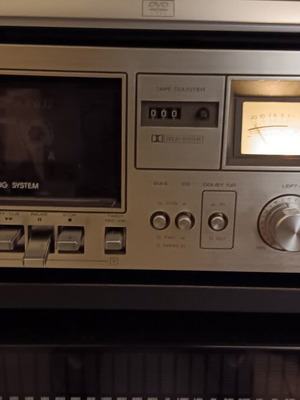 Κασετόφωνο Toshiba PC-X10 μεταχειρισμένο με φωτεινά vu meters