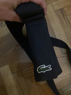 Τσαντάκι Lacoste μαύρο για ώμο