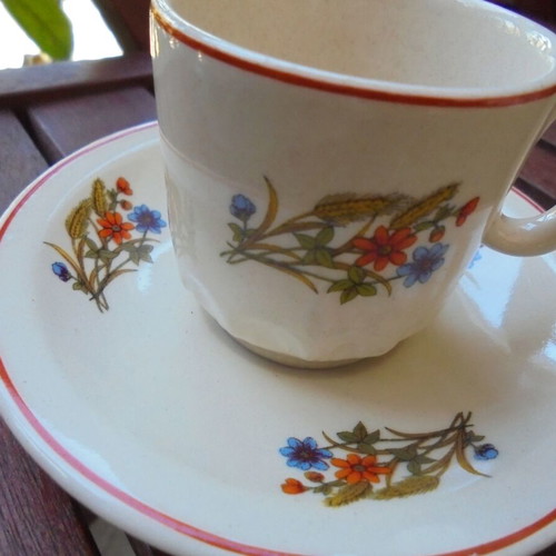 Vintage coffee cup like new, made in Romania