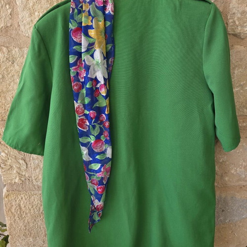 Canda Vintage 80s 90s Short Sleeve Blazer with Scarf used, green