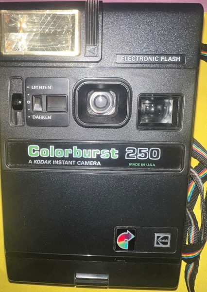 POLAROID