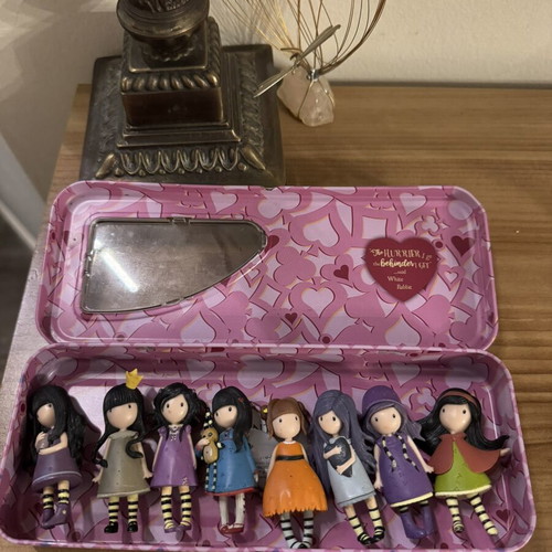 Santoro dolls