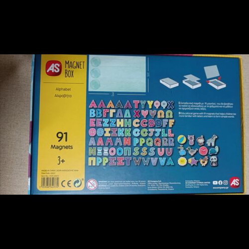 Magnetic toy like new with 91 magnets educational