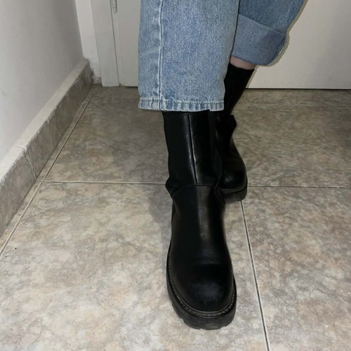 Black Vagabond ankle boots size 38 used genuine leather