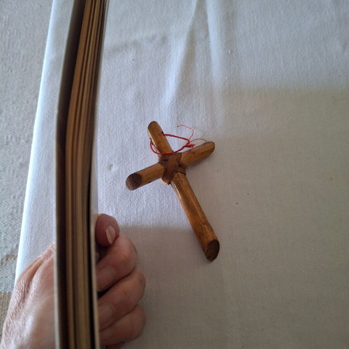 Religious book The blasphemy and its confrontation like new with wooden cross gift