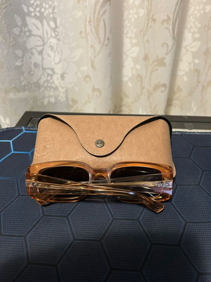 Ray Ban sunglasses like new