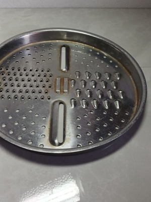 Vegetable grater used