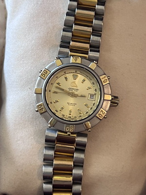 Catamaran Ladies Sport Vintage Watch 23mm Like New, Gold