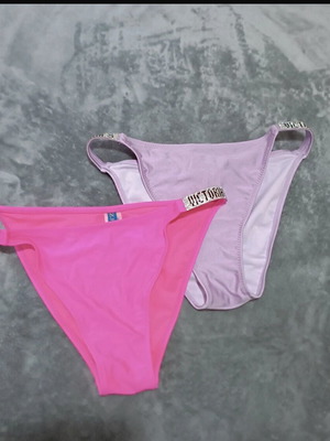 Victoria's Secret bikini slip like new, 2 pieces pink and purple