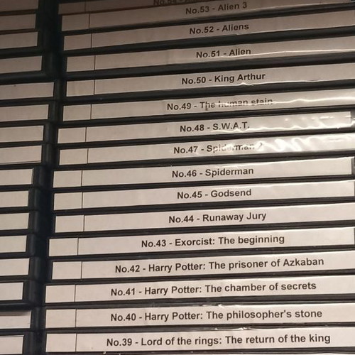 DVD collection used, 300 pieces, almost unused