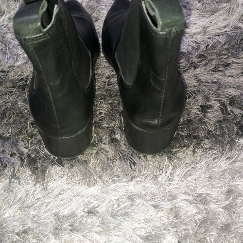 Black women's ankle boots size 38 like new