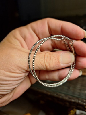 Hoop earrings new, shiny silver