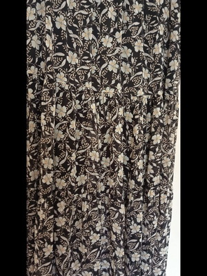Bershka midi skirt floral with lining, black and beige