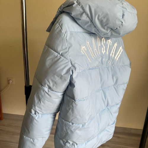 Trapstar puffer jacket new, size Medium