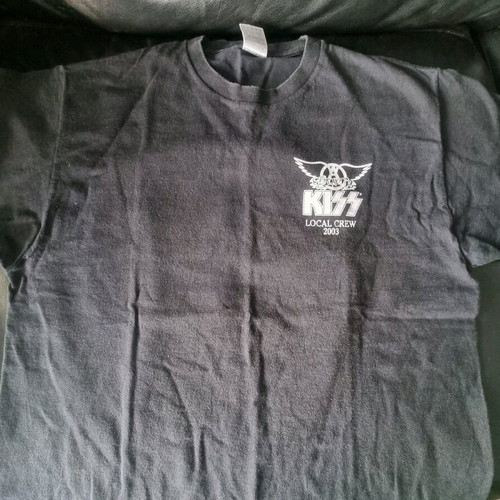 Aerosmith Kiss Local Crew 2003 T-shirt used, size Large, black