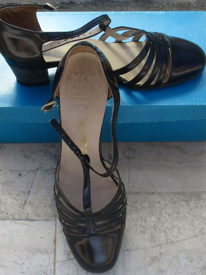 Petridis women's vintage shoes used, black, size 38