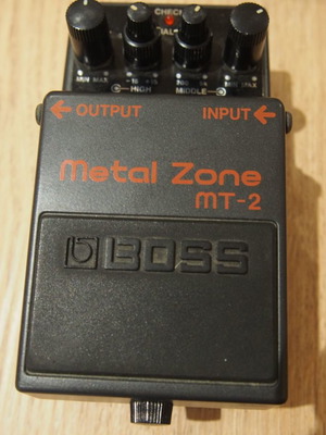 Πετάλι κιθάρας Boss MT-2 Metal Zone Distortion μεταχειρισμένο