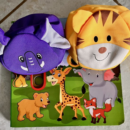Educational jungle animals slider book set with plush toys