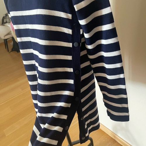 Zara Knit long-sleeve blouse like new, size M, white and blue with buttons