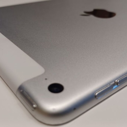 Ipad Mini 4 32GB to 128GB 4G Sim Card Like New