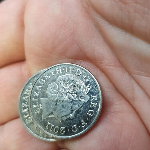 Collectible 10 Pence Coin 2011 United Kingdom like new